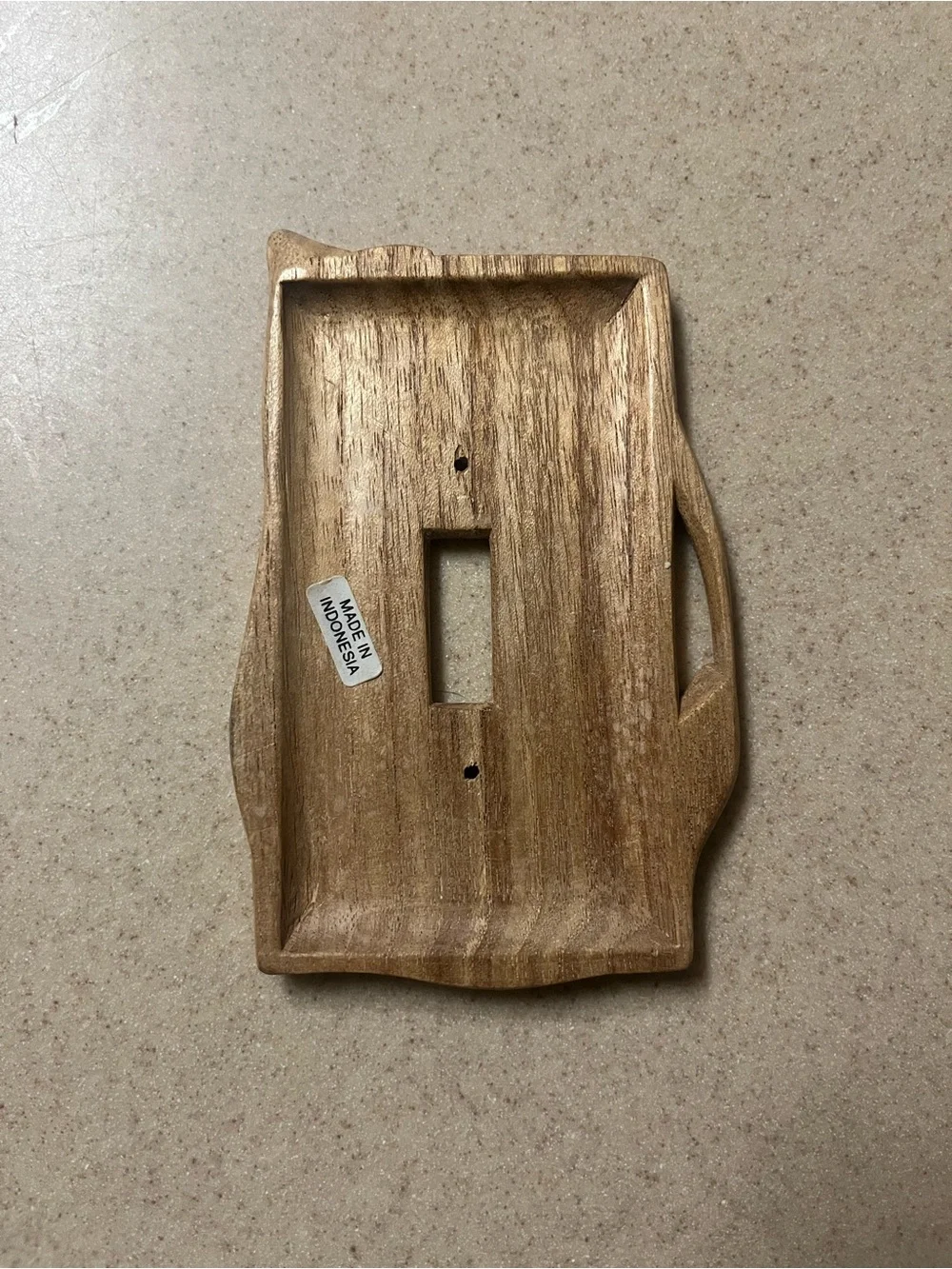 Wood Carved Single Toggle Light Switch Cover - 3D Lizard Gecko Indonesia